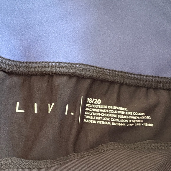 Lane Bryant Livi Active Capris - Picture 5 of 6